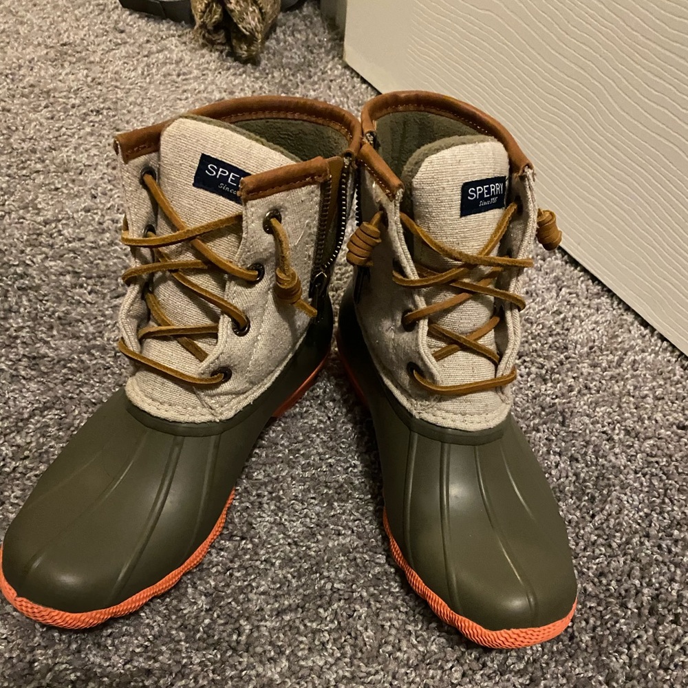 Sperry duck boots